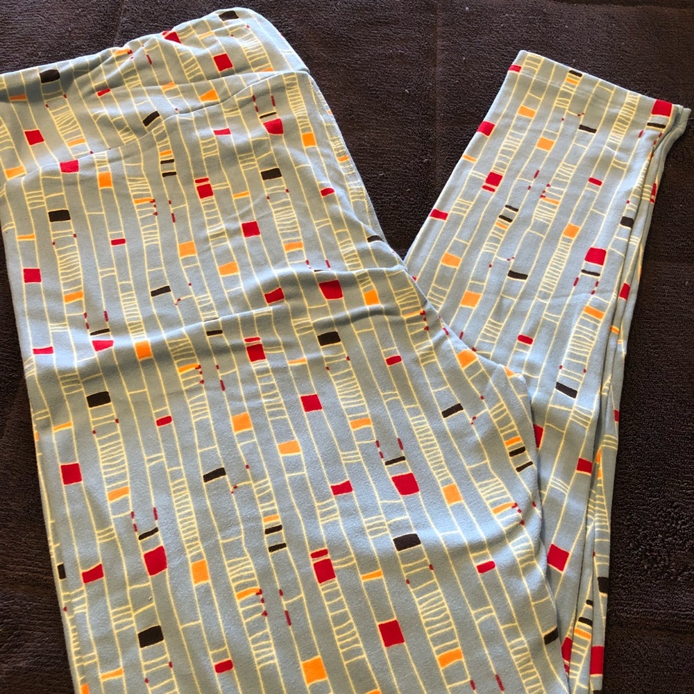 LuLaRoe TC Leggings Brand New